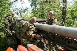 Nga và Ukraine đối đầu căng thẳng sau hơn 1.200 ngày chiến sự: Diễn biến mới nhất là gì?
