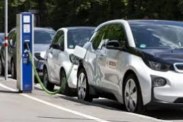 EU sẽ buộc các công ty cho thuê xe ô tô chỉ được mua xe điện từ năm 2030