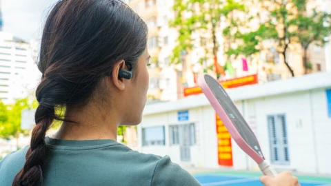 Trải nghiệm tai nghe OpenFit 2+: Người bạn đồng hành không thể thiếu khi chơi thể thao