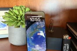 iPhone sẽ được "tái định nghĩa" - màn hình gập, siêu mỏng và không còn nốt ruồi