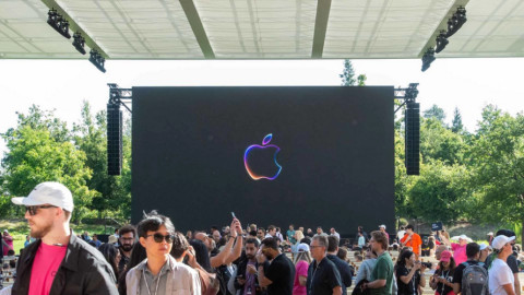 Apple Intelligence là gì? Nó có phải là ChatGPT?
