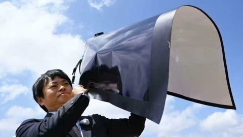 Nhật Bản và canh bạc với pin perovskite để thách thức sự thống trị của Trung Quốc.