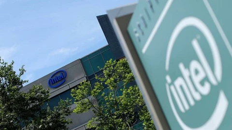 Cuộc "đại phẫu" tại Intel chính thức bắt đầu: Sa thải hơn 14.000 nhân viên, dừng xây nhà máy mới