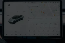 Tesla Model Y bị tiếng kêu cột lái: Người dùng TikTok chia sẻ trải nghiệm khó hiểu