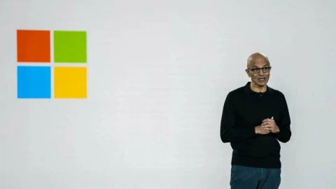 CEO Microsoft lần đầu lên tiếng sau khi sa thải tới 9.000 nhân viên