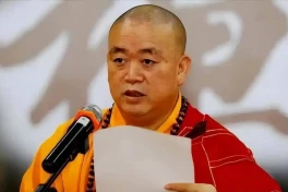 Phương Trượng Thiếu Lâm Tự bị tố tham ô và có con riêng