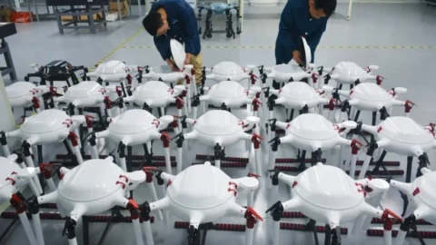 Thiếu 1 triệu lao động, Trung Quốc đổ xô đi học nghề này