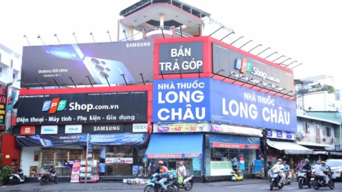 FPT Retail vượt kế hoạch lợi nhuận nửa đầu năm 2025, củng cố đà tăng trưởng bền vững