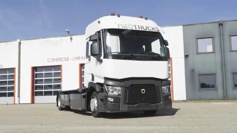 Cải tạo xe tải dầu diesel thành xe điện, tại sao không?
