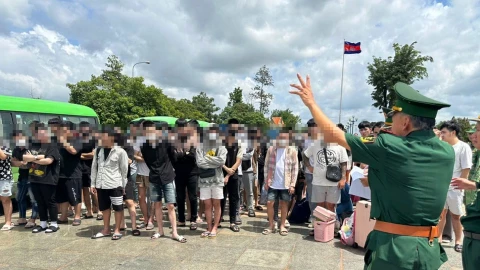 Tiếp nhận 85 công Nhân dân Việt Nam liên quan hoạt động lừa đảo ở Campuchia