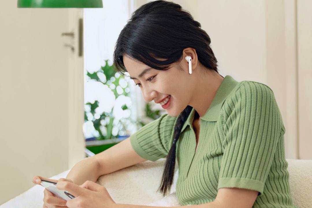 Huawei FreeBuds 4 ra mắt tại Việt Nam: TWS earbud có ANC, kết nối kép, giá 3,99 triệu đồng