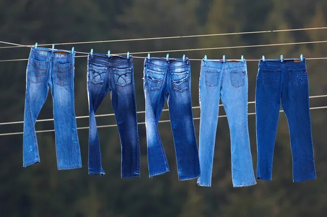 Khi nào nên vứt bỏ quần jeans?