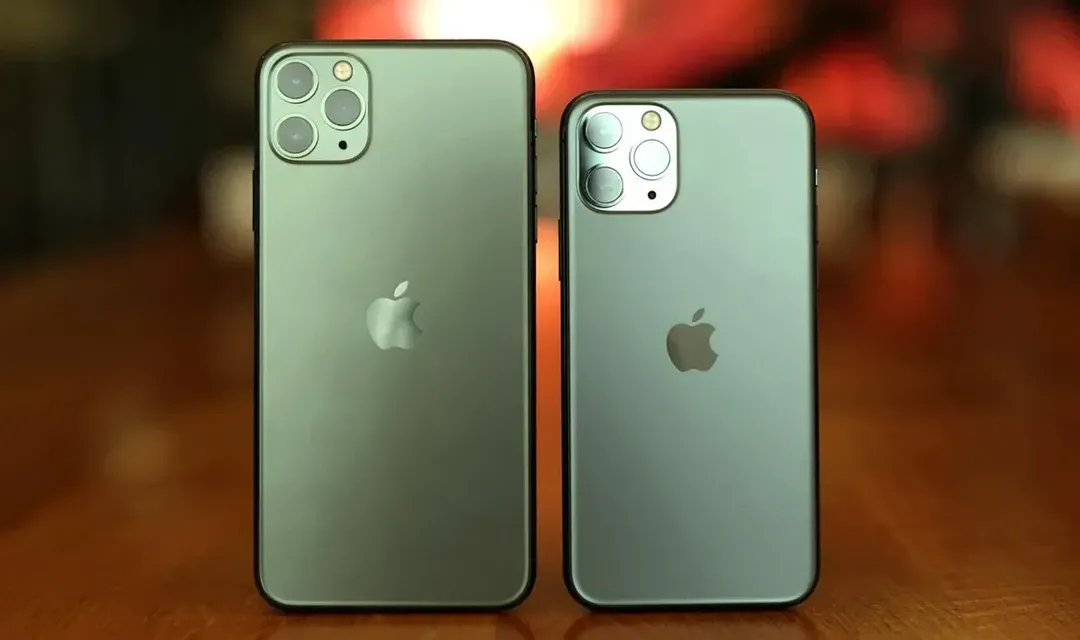 Apple cuối cùng cũng nhận ra iPhone nhỏ hơn kém hấp dẫn hơn