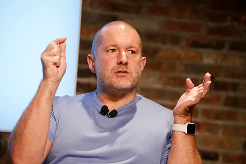 Mâu thuẫn giữa Tim Cook và Jony Ive cuối cùng cũng được đưa ra ánh sáng