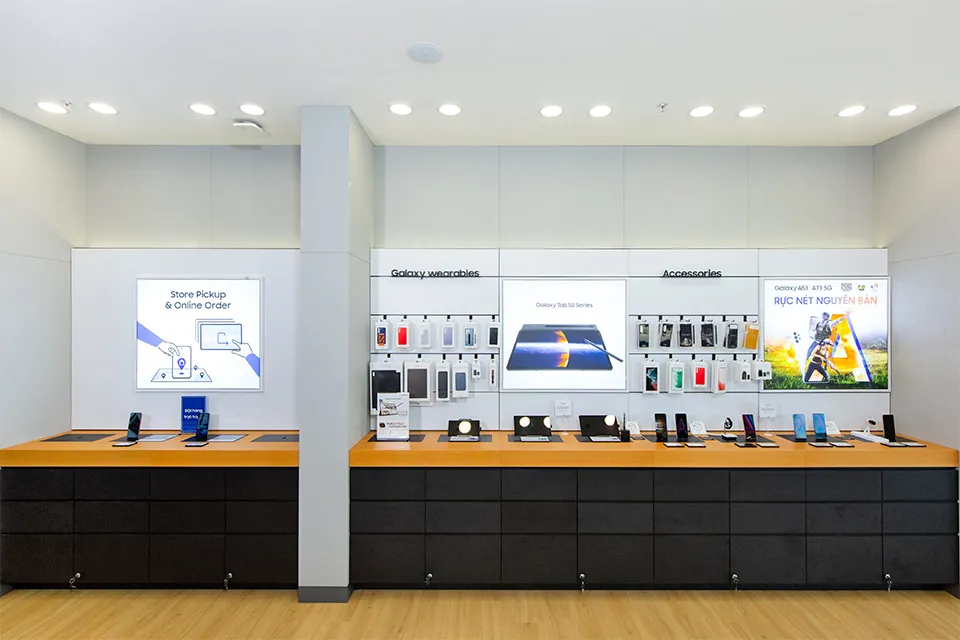 Samsung vừa mở cửa hàng ủy quyền cao cấp đầu tiên tại miền Trung