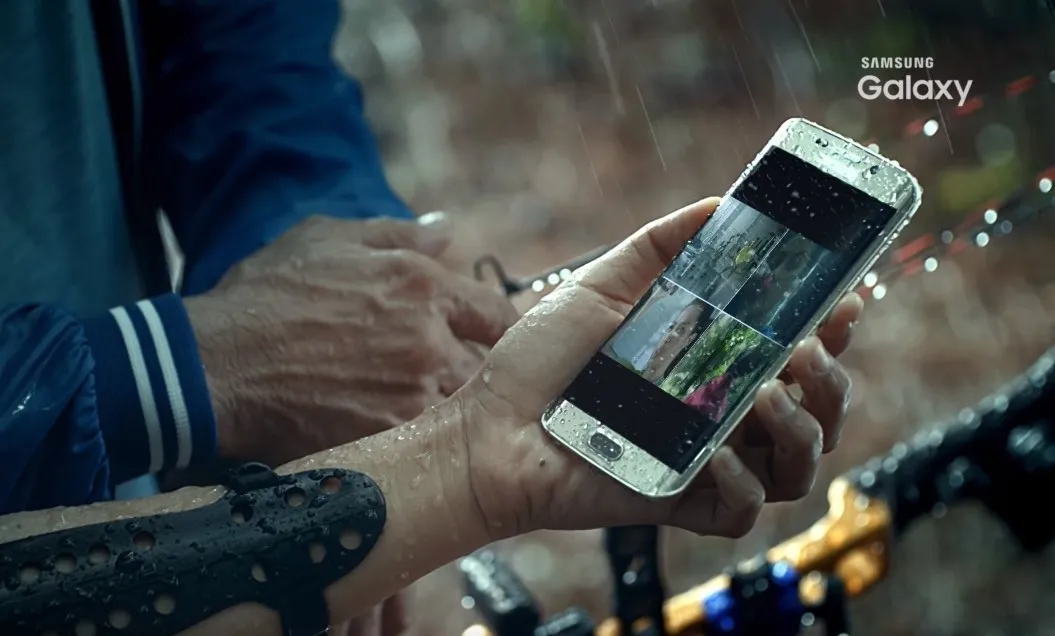 Samsung quảng cáo sai tính năng chống nước, phải đóng phạt 14 triệu USD