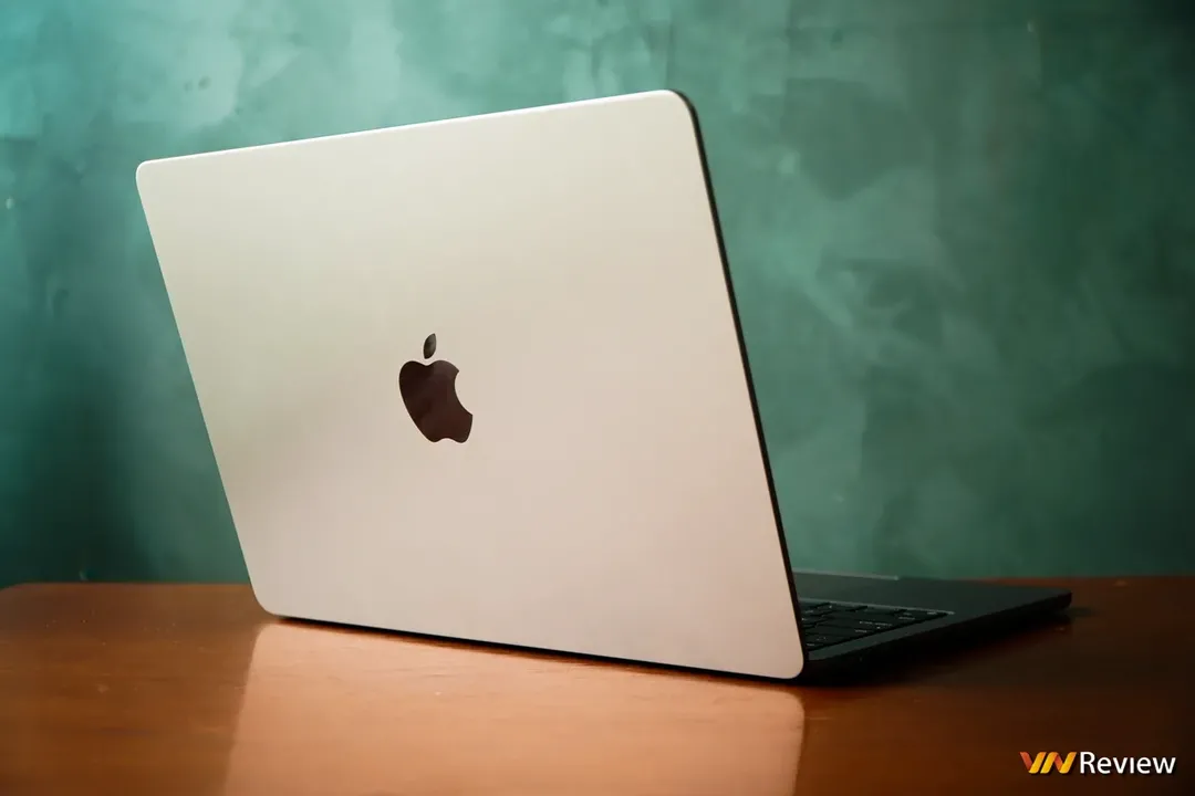 thumbnail -  Trên tay, benchmark MacBook Air M2 vừa về Việt Nam: thiết kế lột xác, hiệu năng đáng gờm
