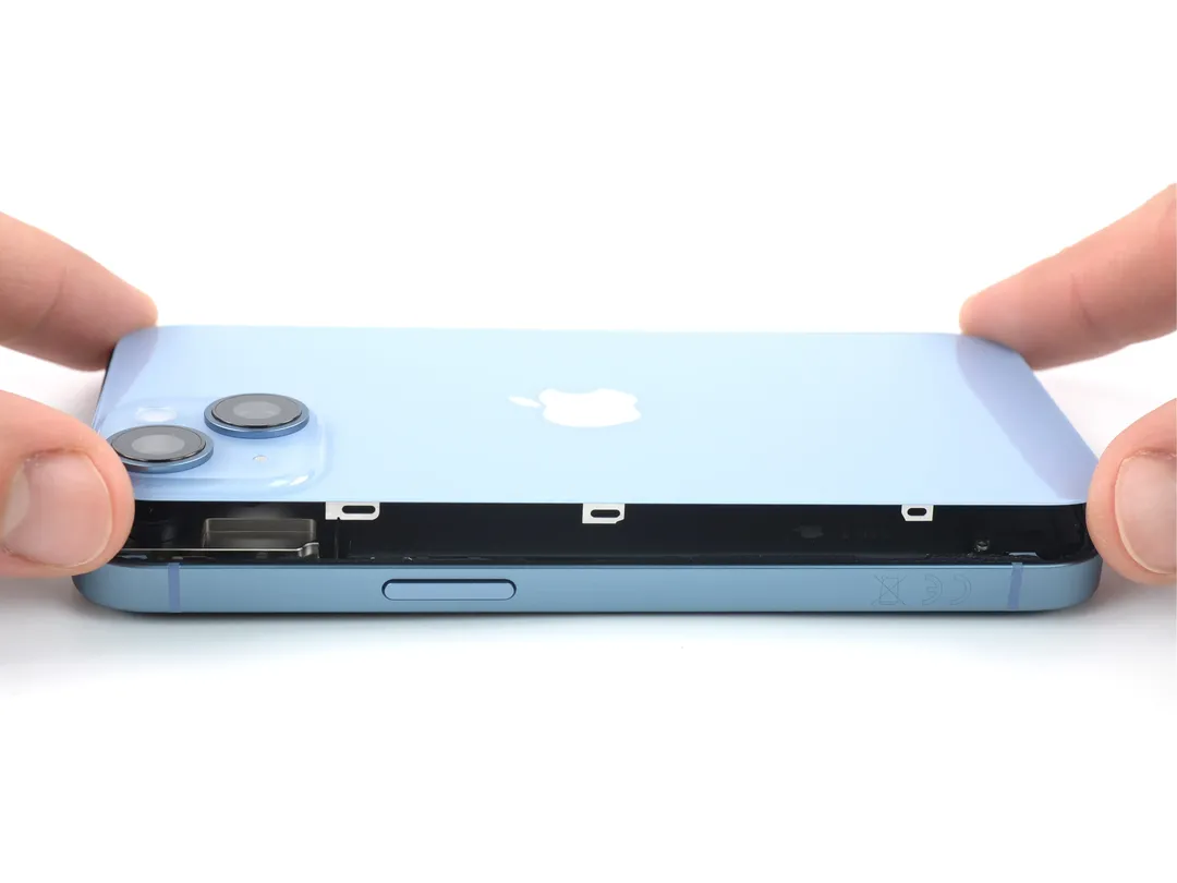 iFixit: iPhone 14 được thiết kế lại bên trong, dễ sửa nhất từ trước đến nay