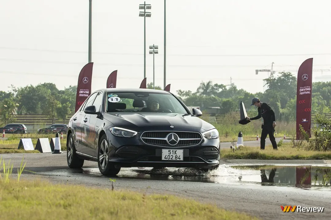 Mercedes-Benz khai mạc lễ hội trải nghiệm 14 dòng xe với giá trị hơn 100 tỷ đồng