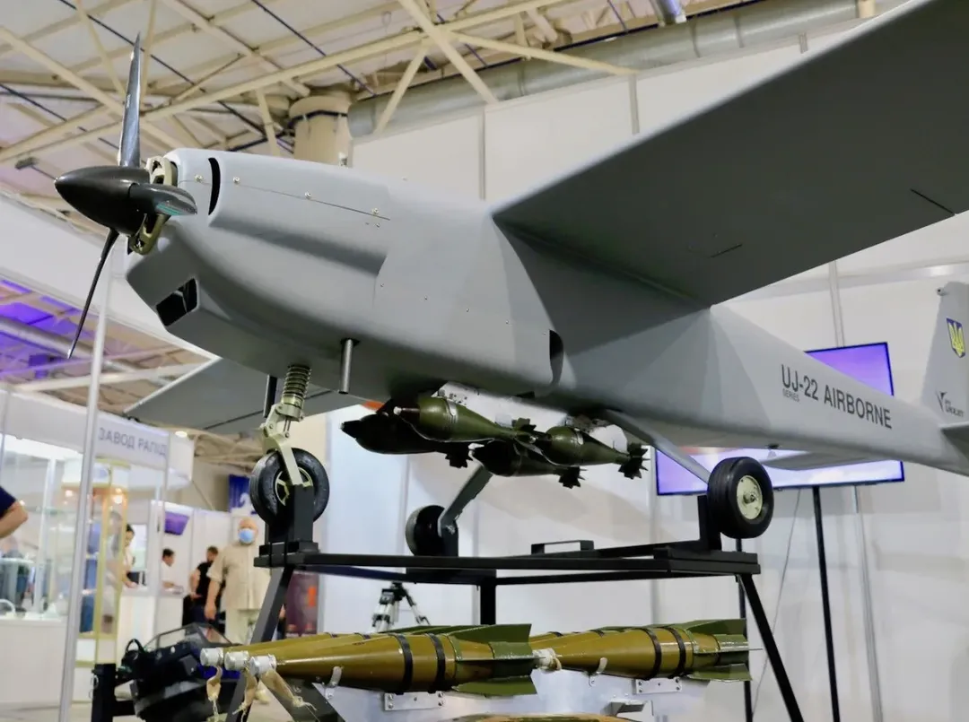 Làm thế nào mà UAV Ukraine xâm nhập được vào lãnh thổ Nga đánh phá?