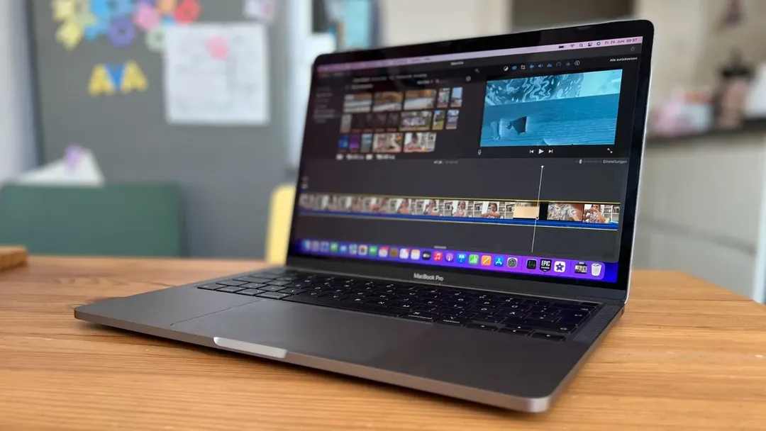 Sắp có MacBook Made in Vietnam?