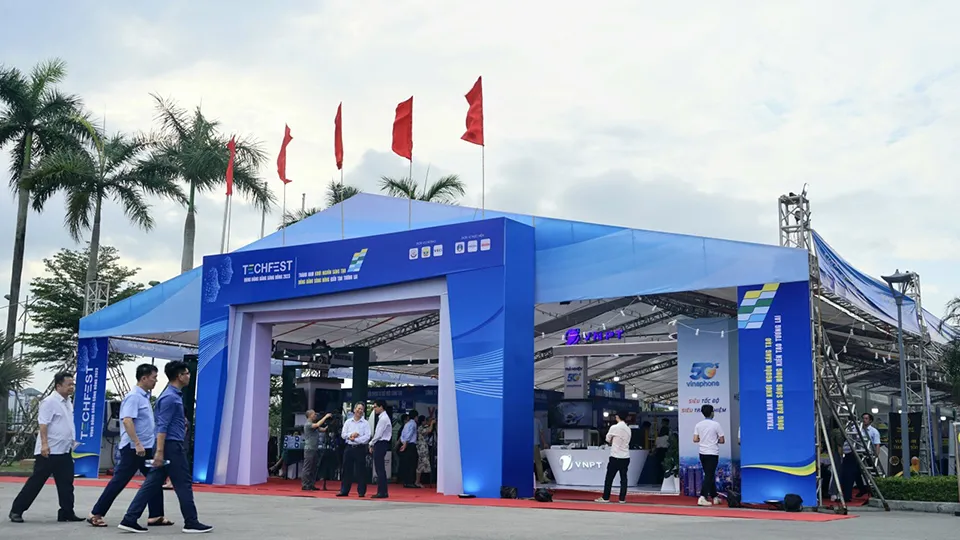 VNPT cung cấp 5G cho sự kiện Techfest Vùng Đồng bằng Sông Hồng 2023