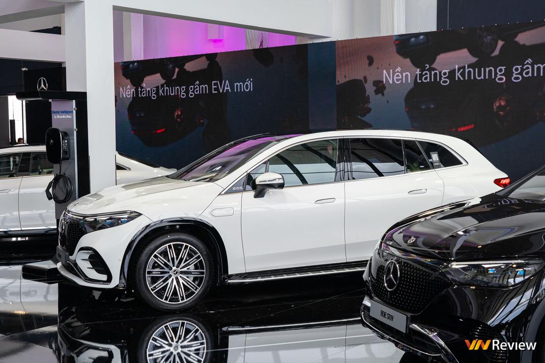 Triển lãm Xe và Nghệ thuật Mercedes-Benz: The Avantgarde 2023 có gì ấn tượng?