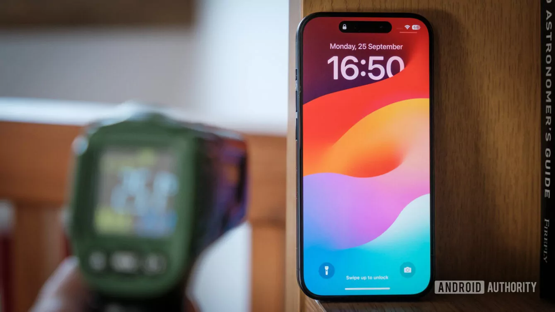 Toang thật rồi Apple ơi: Android Authority xác nhận iPhone 15 Pro nóng hơn Galaxy S23 Ultra và Pixel 7 Pro