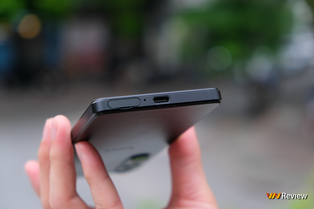 Đánh giá Sony Xperia 1 V: Chiếc điện thoại tuyệt vời nhưng vẫn rất kén người dùng