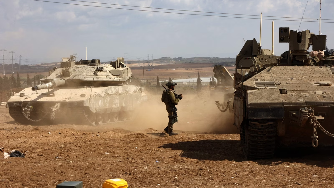 Cận cảnh xe tăng Israel bên trong Dải Gaza