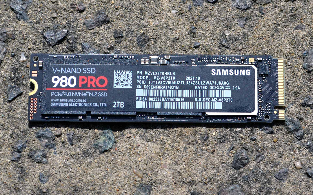 Mua SSD nào để chơi game nhanh mượt? Ổ cứng SSD đáng mua dành cho game thủ - tốc độ cao, dung lượng lớn 