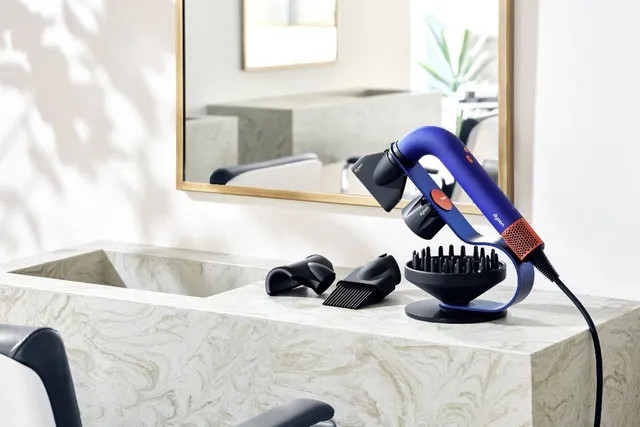 Dyson ra mắt máy sấy tạo kiểu Supersonic r cho dân chuyên