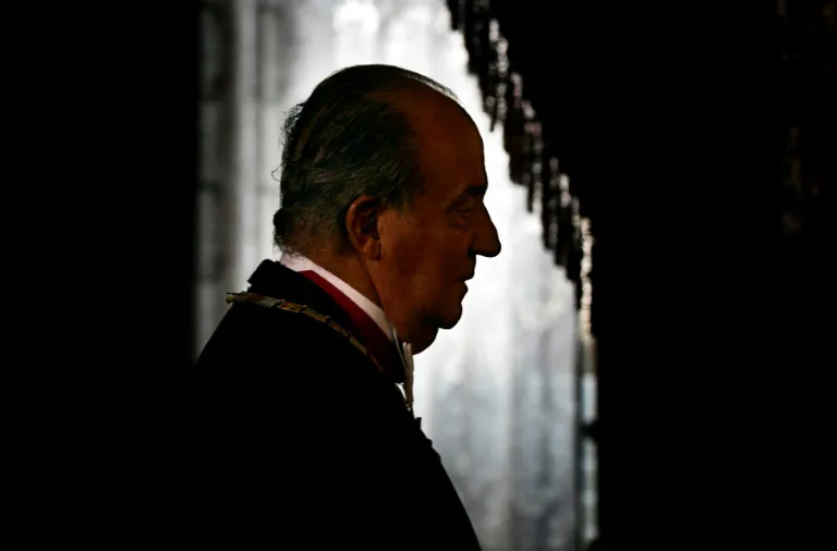 thumbnail - Khách mời nổi bần bật trong lễ tang Nữ hoàng Anh: Vua Tây Ban Nha thất sủng vì bê bối đời tư, có đến hàng ngàn nhân tình