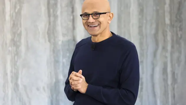 Microsoft đang 'dẫn đầu' với A.I. khối lượng công việc, CEO Nadella nói
