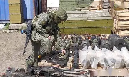 Anh đã cung cấp cho Ukraine 5.000 tên lửa chống tăng