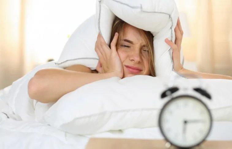 Thiếu ngủ có thể làm chúng ta nhìn khuôn mặt người khác với cảm xúc tiêu cực hơn