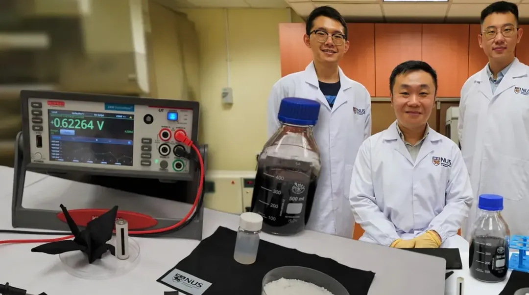 Nhóm nghiên cứu Singapore phát minh thiết bị tự sạc chỉ bằng muối biển, tạo ra điện từ độ ẩm không khí