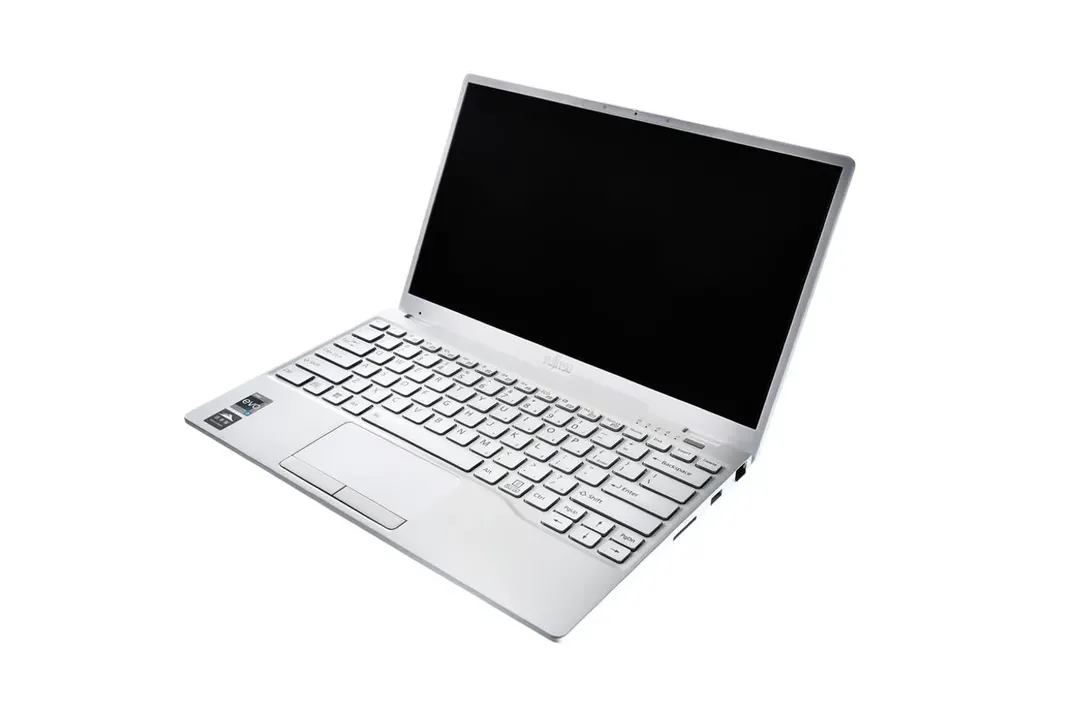 Fujitsu ra mắt laptop siêu nhẹ UH-X Series 2022: nặng chỉ 878g, chip Intel Gen 12, độ bền chuẩn quân sự