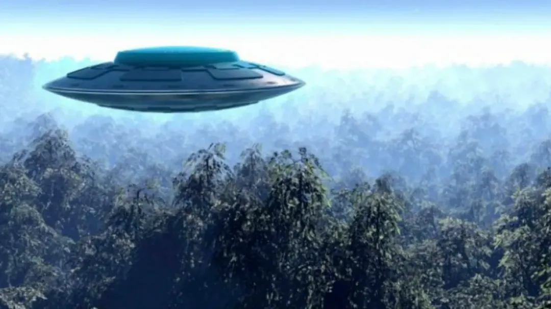 thumbnail - Cựu phi công Mỹ thừa nhận đã từng "nã" 24 quả tên lửa vào 1 UFO, bay với vận tốc hơn 12.000km/h