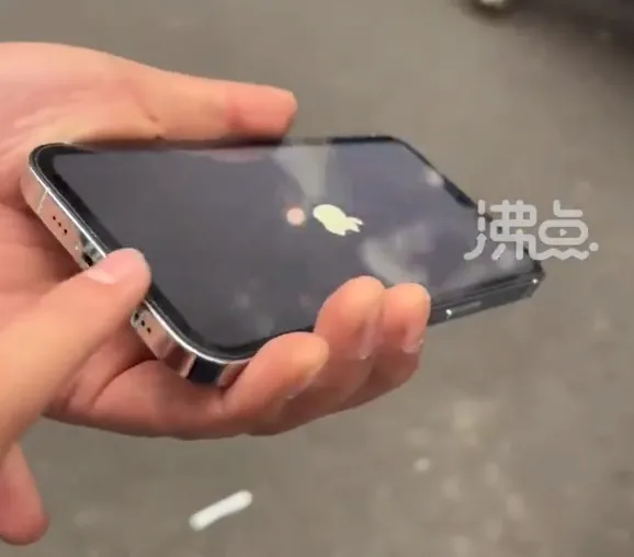 Nam thanh niên mua iPhone 14 Pro Max giá 6 triệu và cái kết đắng ngắt