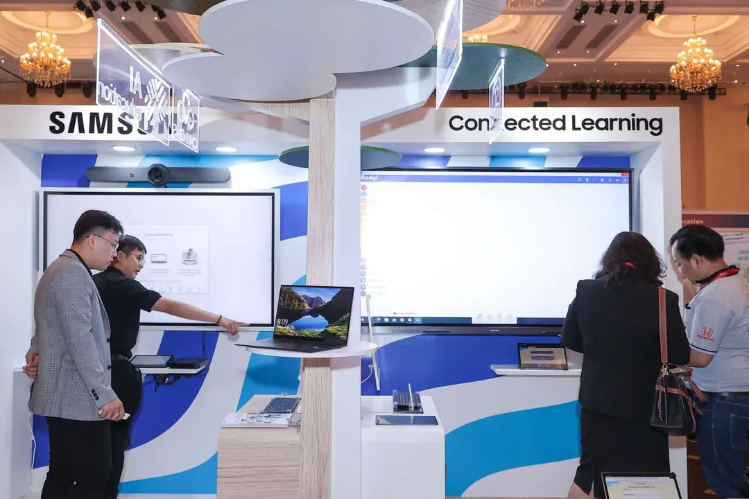 Samsung trình diễn mô hình lớp học tương tác và hàng loạt thiết bị hỗ trợ giáo dục tại triển lãm quốc tế BESS Việt Nam 2023