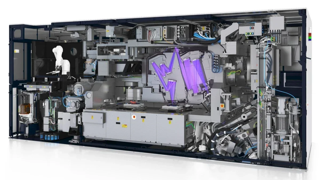 Cỗ máy 400 triệu đô vừa ship tới Intel sẽ mở ra kỷ nguyên của những con chip siêu mạnh thế nào?