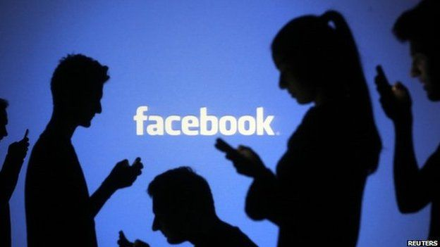 Số người dùng Facebook, Instagram đã gần bằng một nửa dân số thế giới