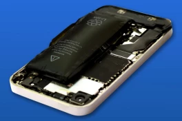 Giá thay pin chính hãng các đời iPhone ở Việt Nam
