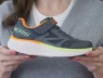 Skechers ra mắt giày trẻ em có ngăn giấu AirTag, bùng nổ tranh cãi về quyền riêng tư