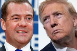 Ông Trump điều tàu ngầm hạt nhân, gửi thông điệp 'rắn' tới ông Medvedev