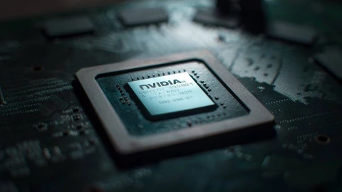 Ngăn cấm Nvidia cũng vô dụng, vì Trung Quốc đã có nhiều mẫu chip AI khác để thay thế