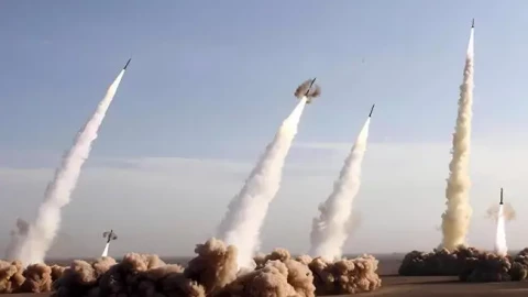 NATO đang chống lại Nga ra sao? Hệ thống tiếp viện quân sự khổng lồ lộ diện