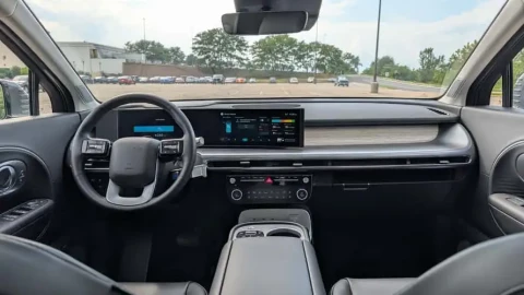 Hyundai Ioniq 9 2026 – mẫu xe điện gia đình đáng mua nhất?