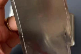 Lộ ảnh viên pin iPhone 17 Air mỏng đến kinh ngạc